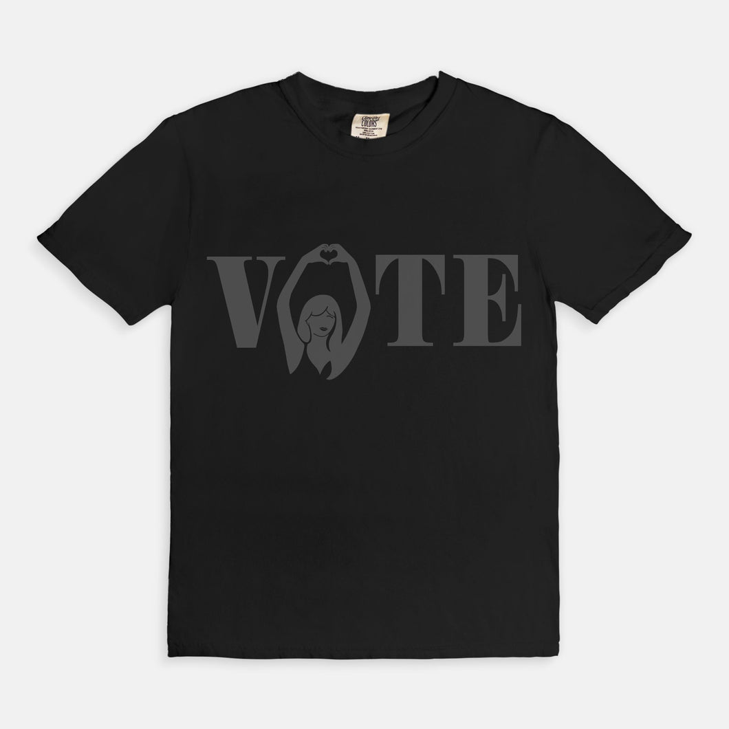 Vote boxy tee black on black – LOVE LION